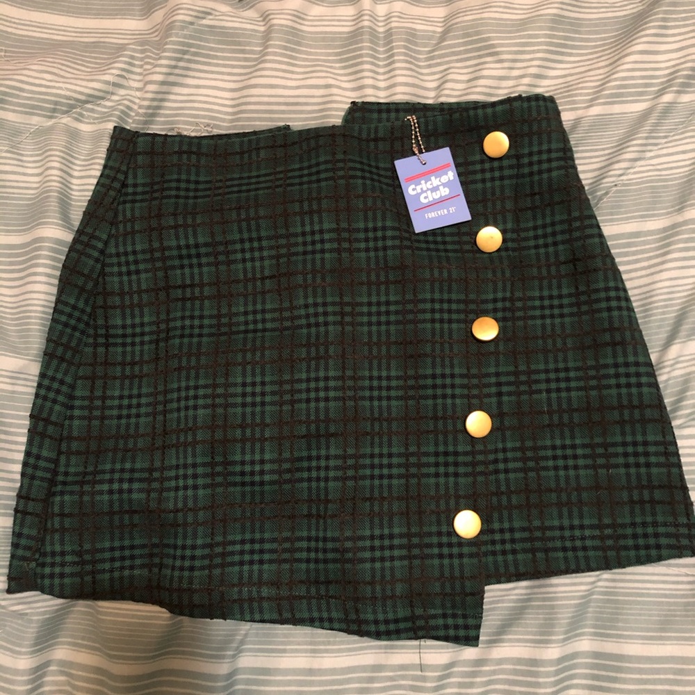 Plaid skirt BNWT - size small